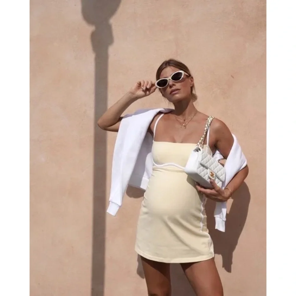 Alo Yoga Airbrush Streamlined Dress Lemon Ice/White   L - Picture 12 of 14